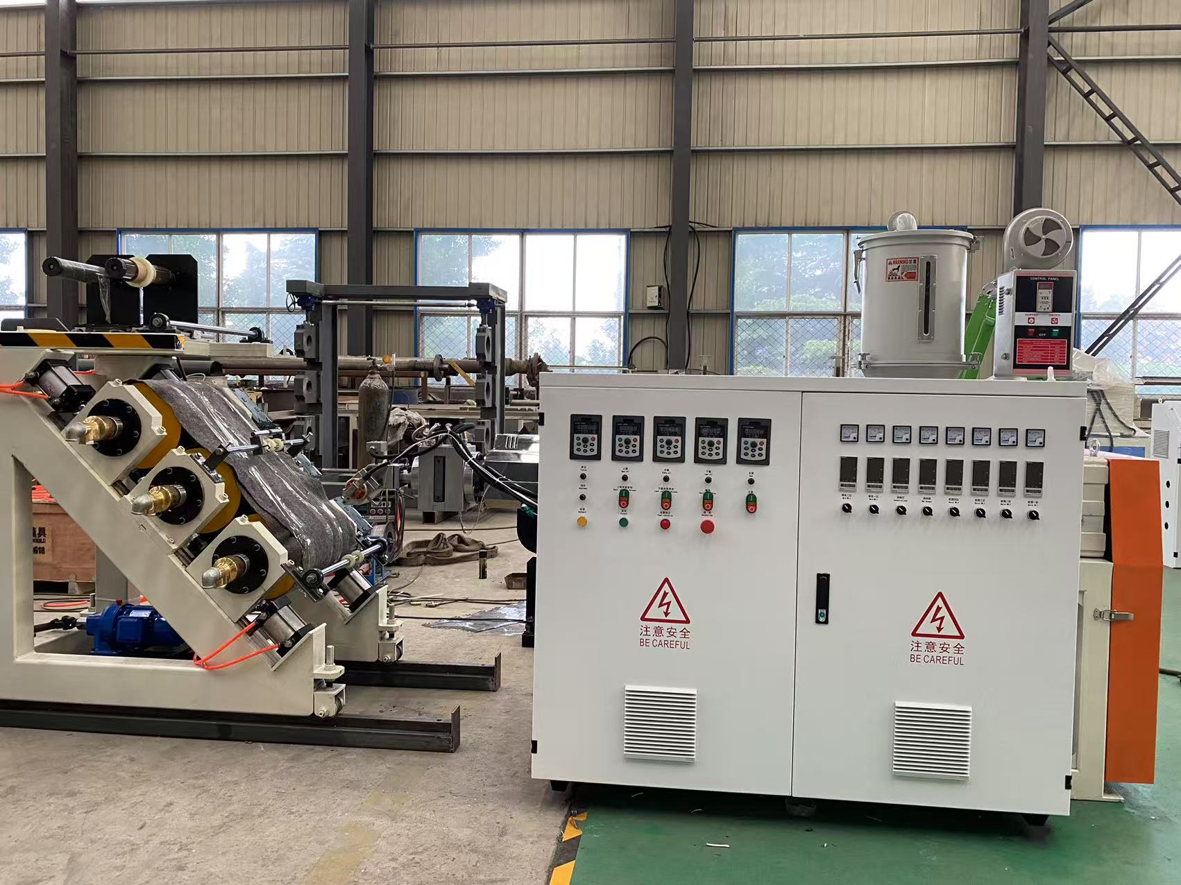 青島イーストスター、高度なTPEウォーターストップ生産ラインをインドに出荷